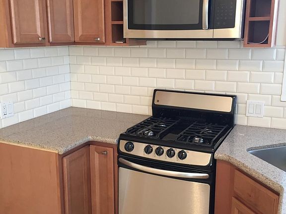 5th image of 3011 W Chandler Blvd