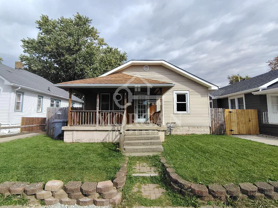 2926 GEORGE - - — Photo 1