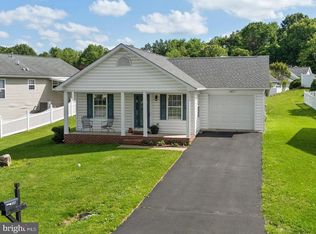 401 Artisan Way, Martinsburg, WV 25401
