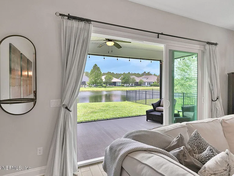 102 Seabrook Dr — Photo 27