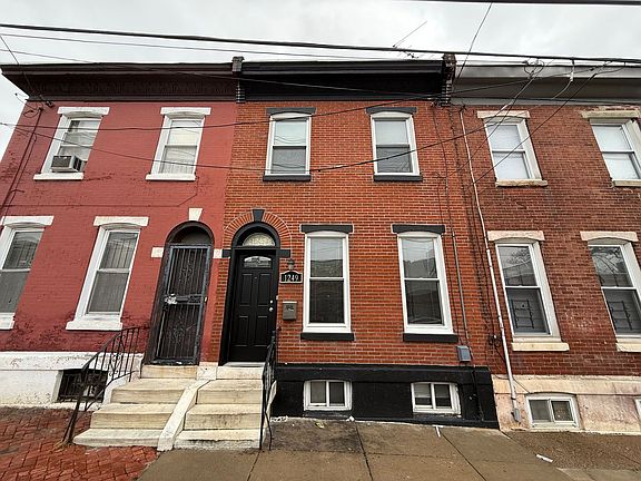 2nd image of 1249 W College Ave