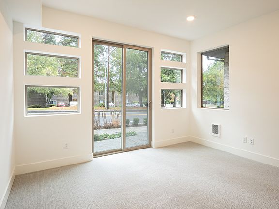 Ground Floor Flex Space