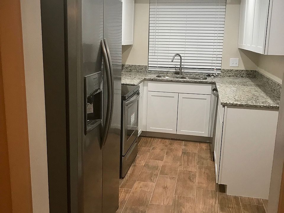 1st image of 7605 Camarina Calle