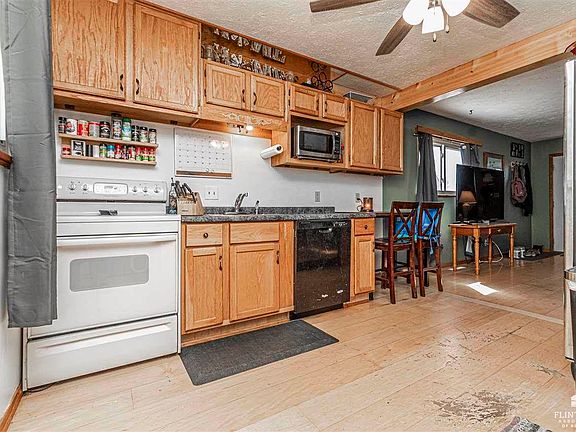 5th image of 407 SE 7th St
