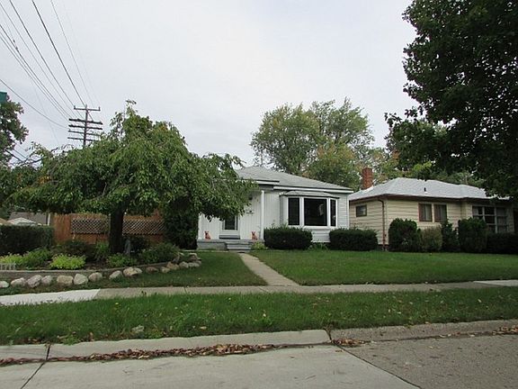 3rd image of 1201 Millard Ave