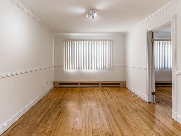 5th image of 2185 Poe Ave