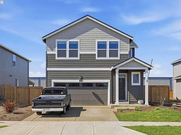 5461 Earth Pl NE, Salem, OR 97305