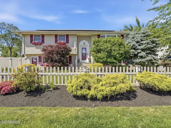 902 10th Street, Union Beach, NJ 07735