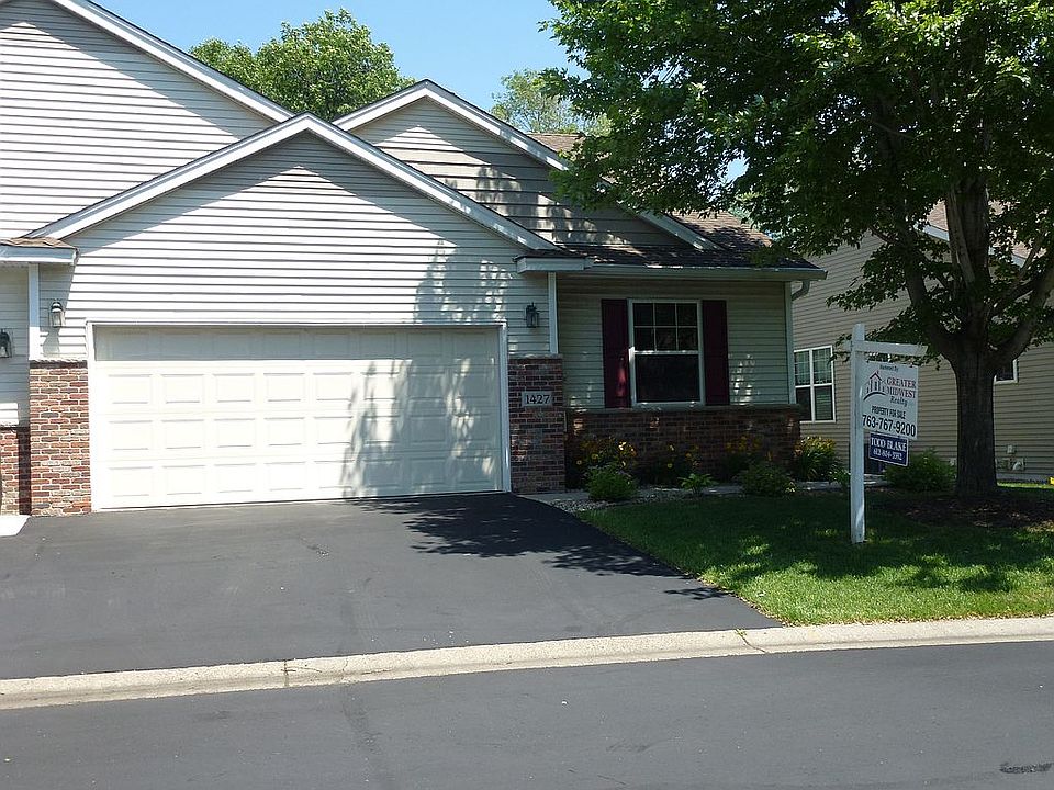 1st image of 1427 131st Ln NE