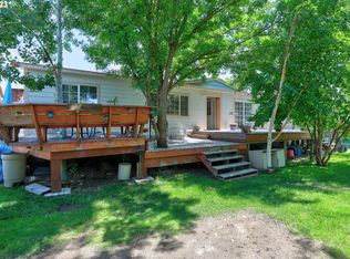 140 NW Airport Way, Dufur, OR 97021