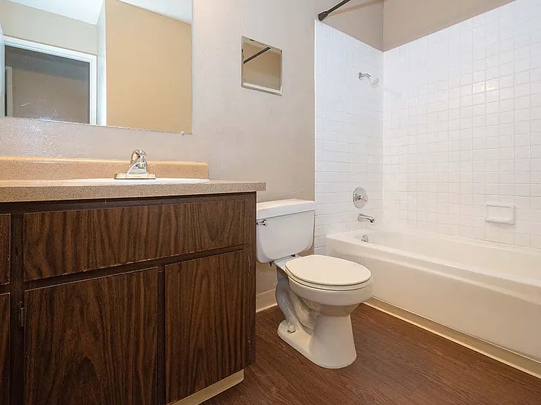 PARK CLUB APARTMENTS — Photo 15