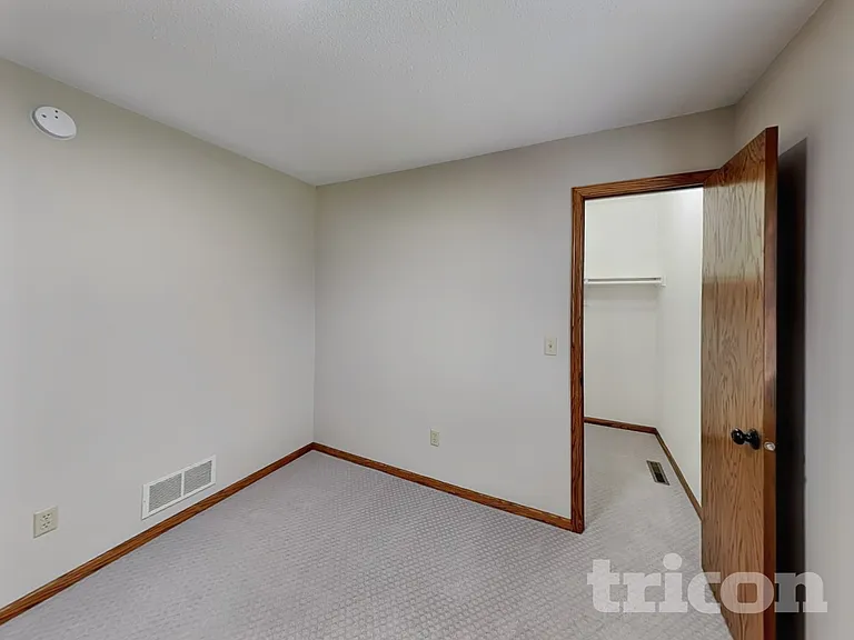 1409 146th Ave NW — Photo 11