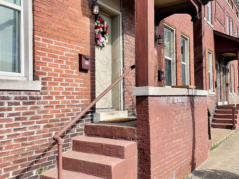 311 NW Martin Luther King Jr Blvd — Photo 25