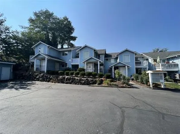 514 Maple Ave APT 101, Snohomish, WA 98290