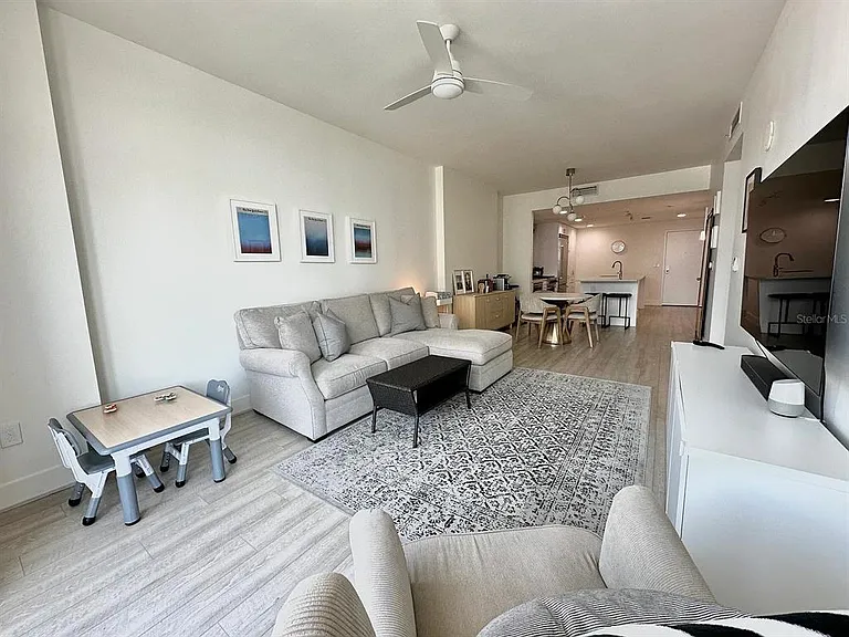 1208 E Kennedy Blvd #515 — Photo 12