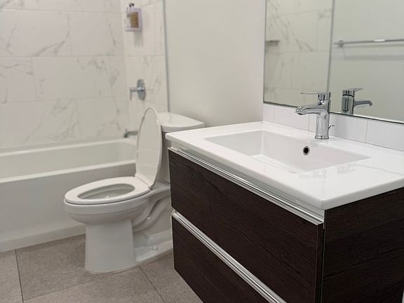 5th image of 1324 N Capitol St NW #305