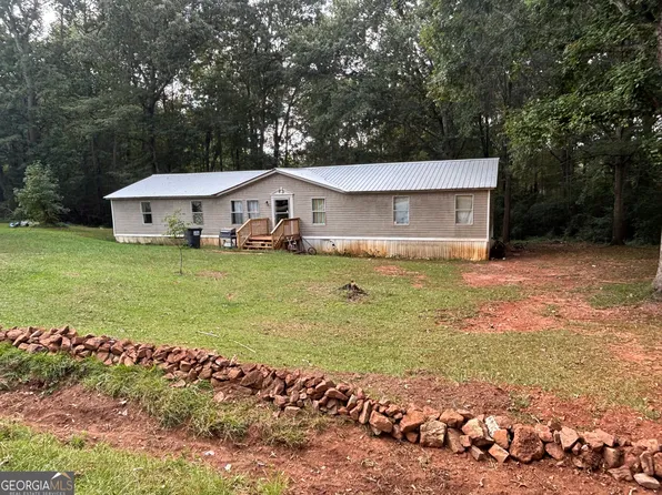 39 Julian Westmoreland Dr, Martin, GA 30557