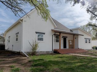 420 W Graham St, Godley, TX 76044