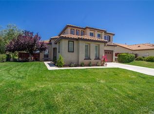 18566 Hilldale Ln, Lake Elsinore, CA 92530