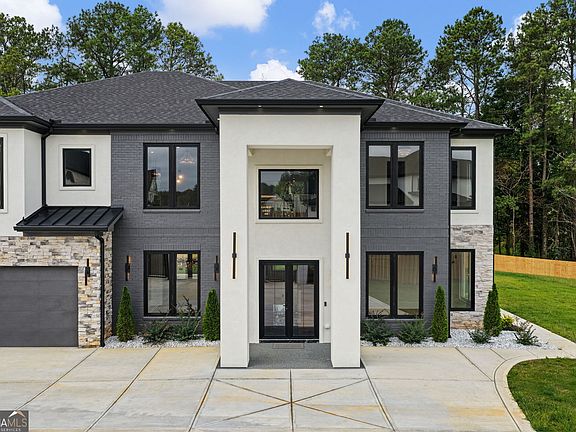3rd image of 2724 Talley Ln