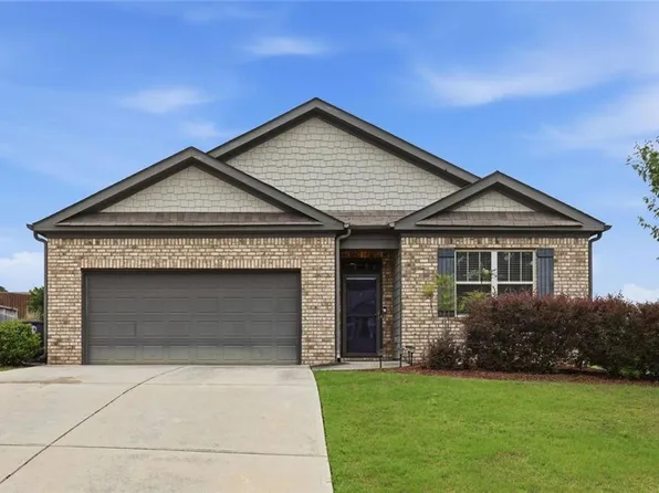 8482 Glenview St, Douglasville, GA 30135