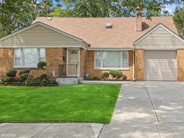 1256 Mandel Ave, Westchester, IL 60154