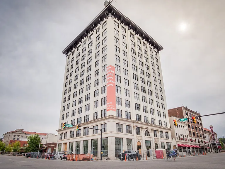 Bell Lofts — Photo 27