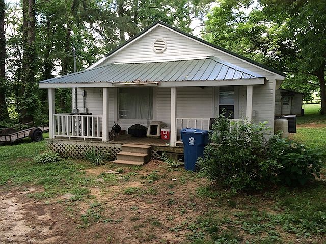 2nd image of 1127 Jackson Dr