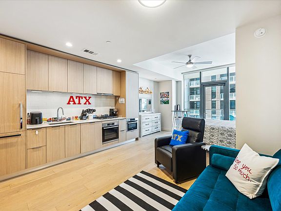 5th image of 44 East Ave #1806