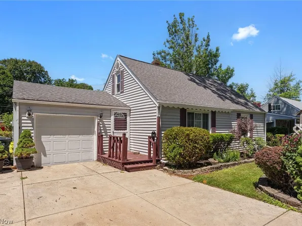 154 Fairfield Rd, Avon Lake, OH 44012