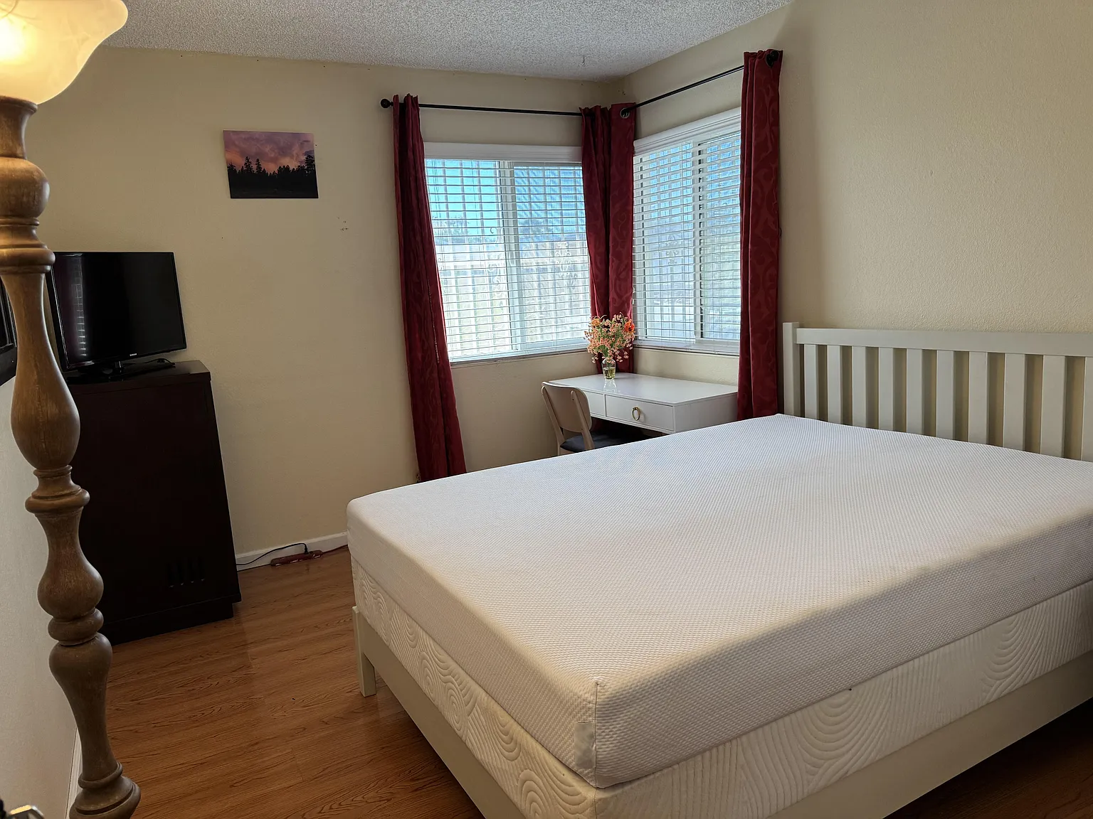 4 bed, 2.0 bath, 1400 sqft, $888 — Photo 3