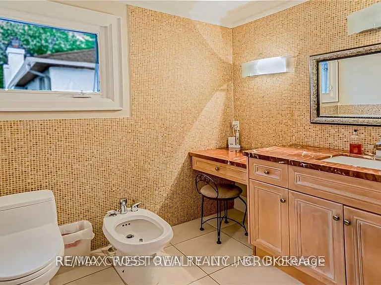 147 Ellis Ave — Photo 13
