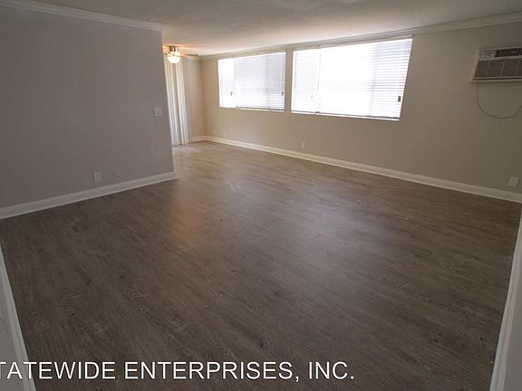 3rd image of 7925 Romaine St APT 104