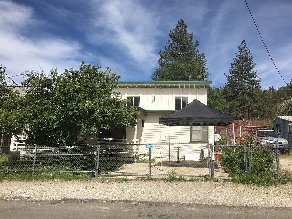2nd image of 232 Chaparral St