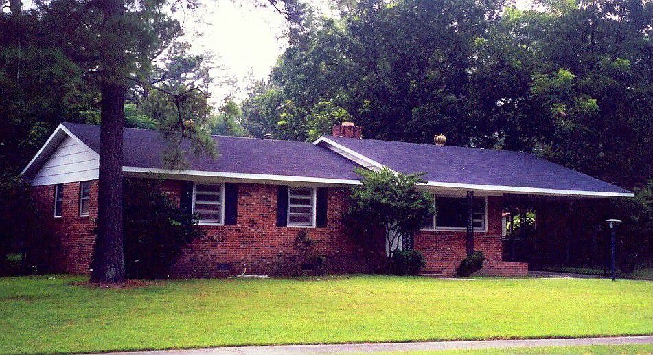 3 BR, 1.5 Bath Home