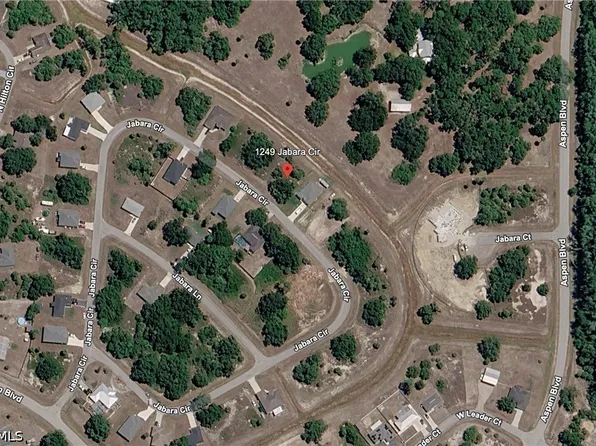1249 Jabara Cir, Labelle, FL 33935