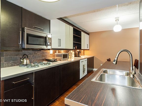 5th image of 8025 Woodglen Ln APT 409