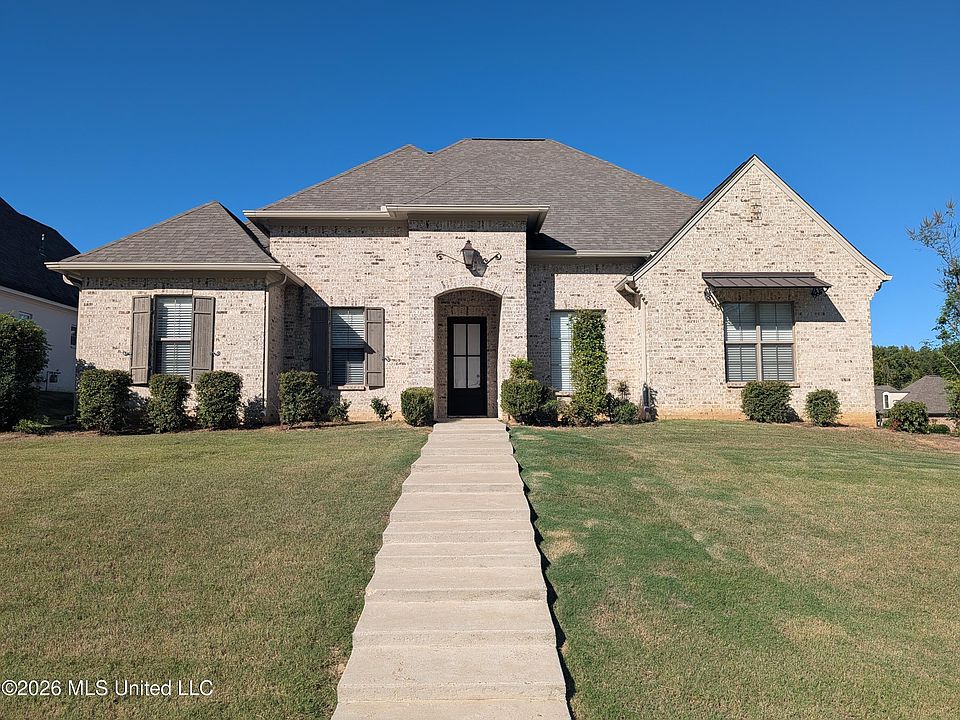 1st image of 170 Stone Creek Dr