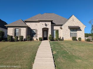 170 Stone Creek Dr, Madison, MS 39110