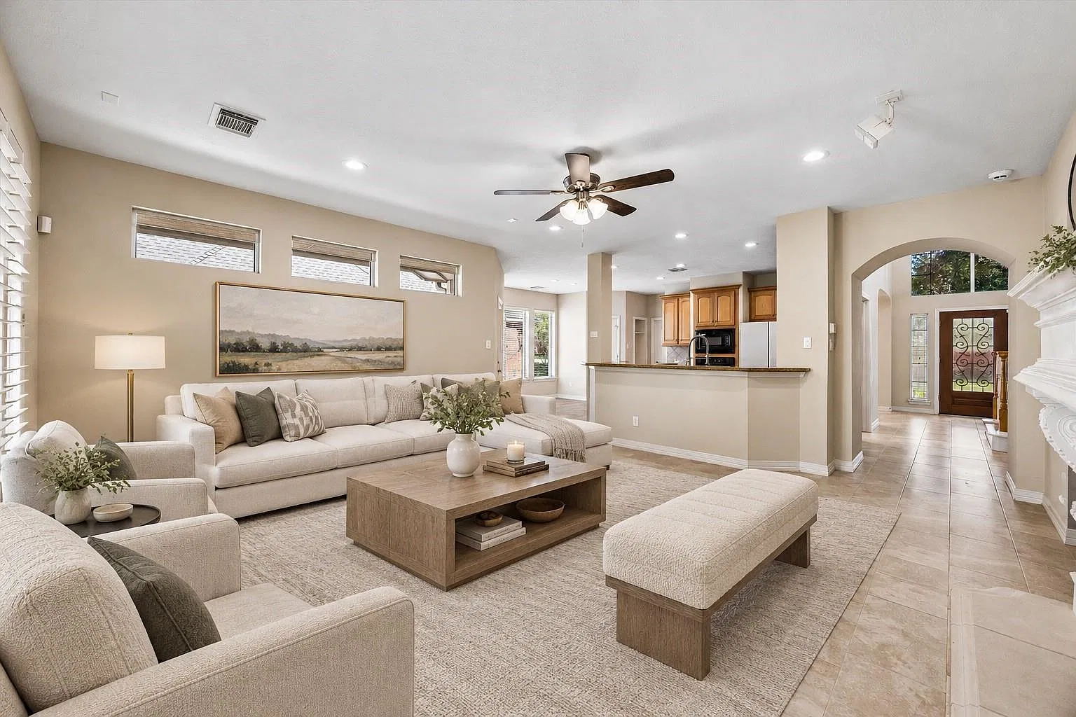 4 bed, 3.5 bath, 3271 sqft, $3,900 — Photo 3