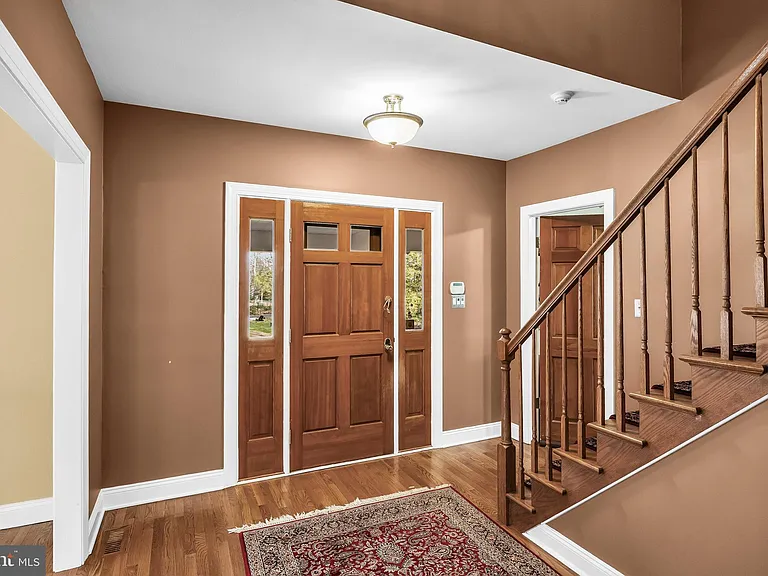 3 S Lakeside Dr W — Photo 7