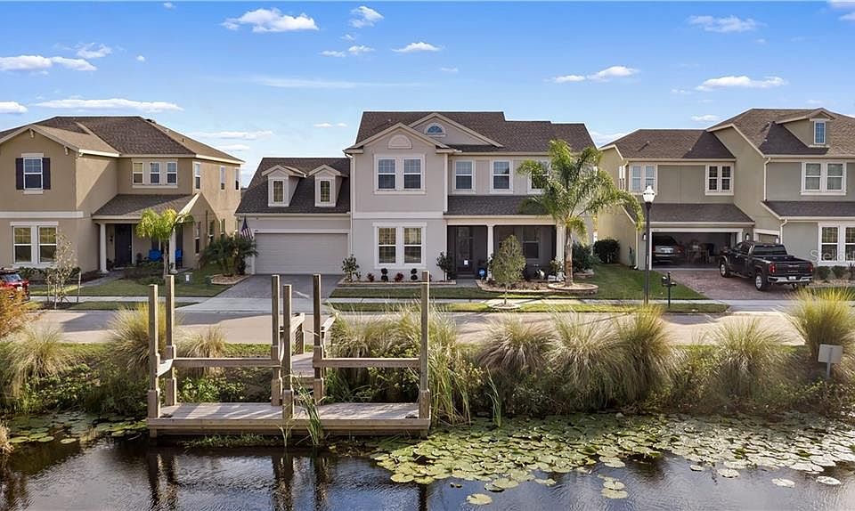 1st image of 341 Blue Cypress Dr