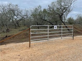 310 Western Lane Rd, Leesville, TX 78122