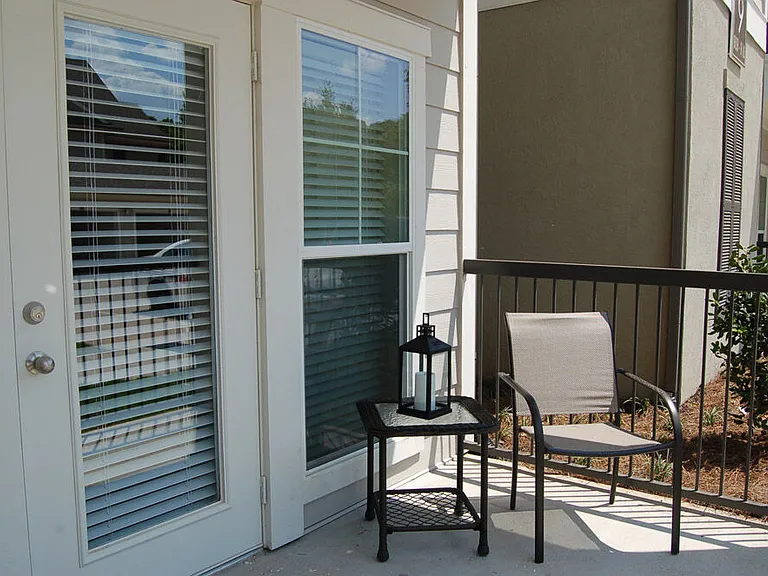 Riverscape Apartment Homes — Photo 22