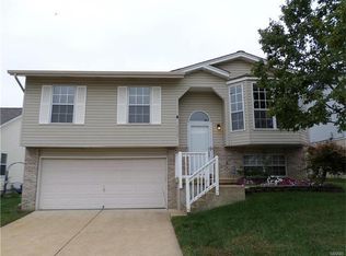 3118 Five Oaks Dr, Arnold, MO 63010
