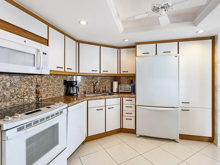5070 N Ocean Dr #21C — Photo 10