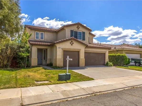 1683 Midnight Sun Dr, Beaumont, CA 92223