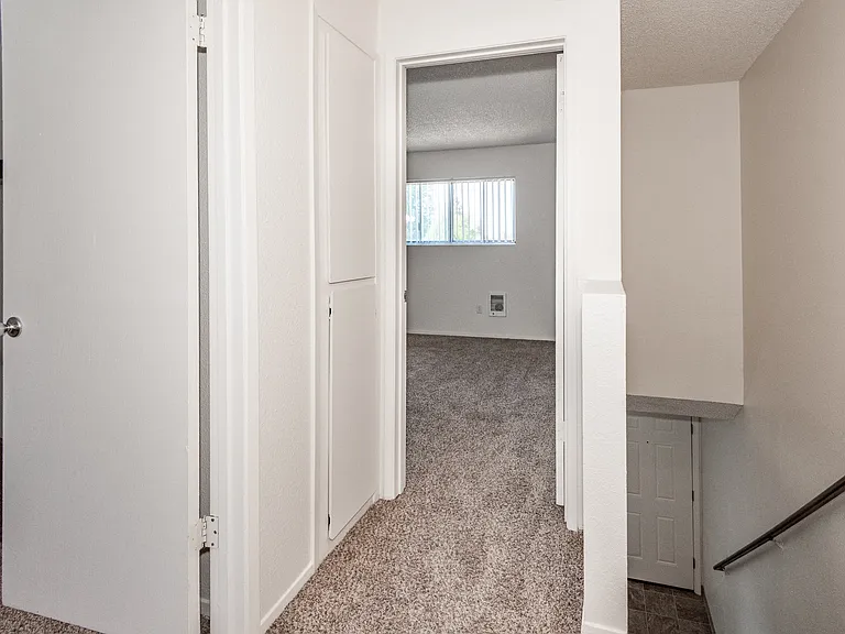Clipper Ridge Apartments — Photo 10