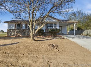 20939 S Rand Ave, Tahlequah, OK 74464