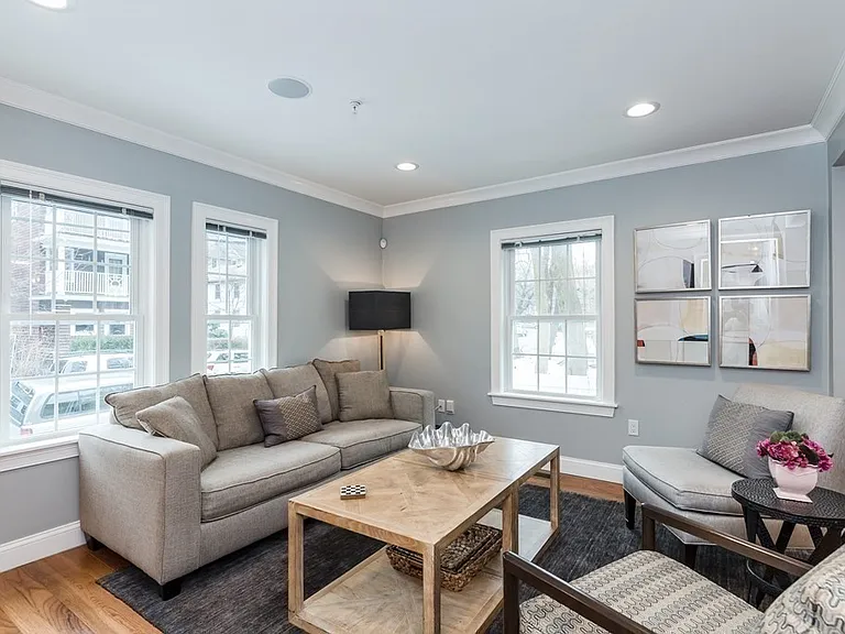 141 Williams St #1 — Photo 10